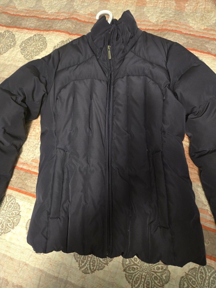 Ck Down Filled Ski Jacket.   Women's Size Medium.   Great Condition. 