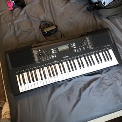 Keyboard/ Piano