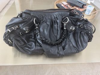 Gucci Black Leather Shoulder Bag