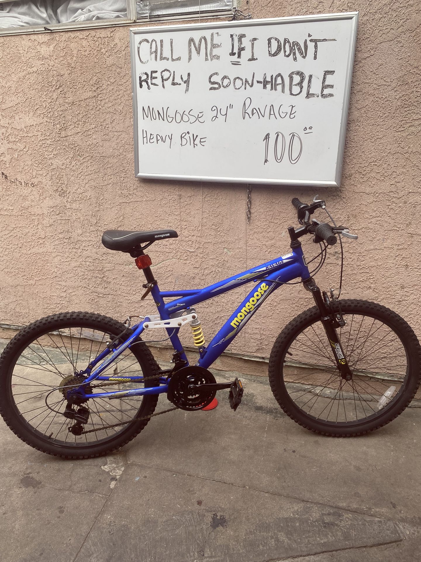 Mountain Bike Mongoose Ravage 24 Mongoose 24” Bike