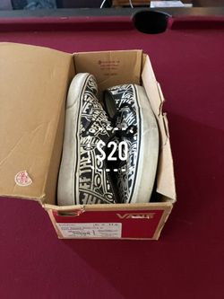 Men’s Size 11 Vans