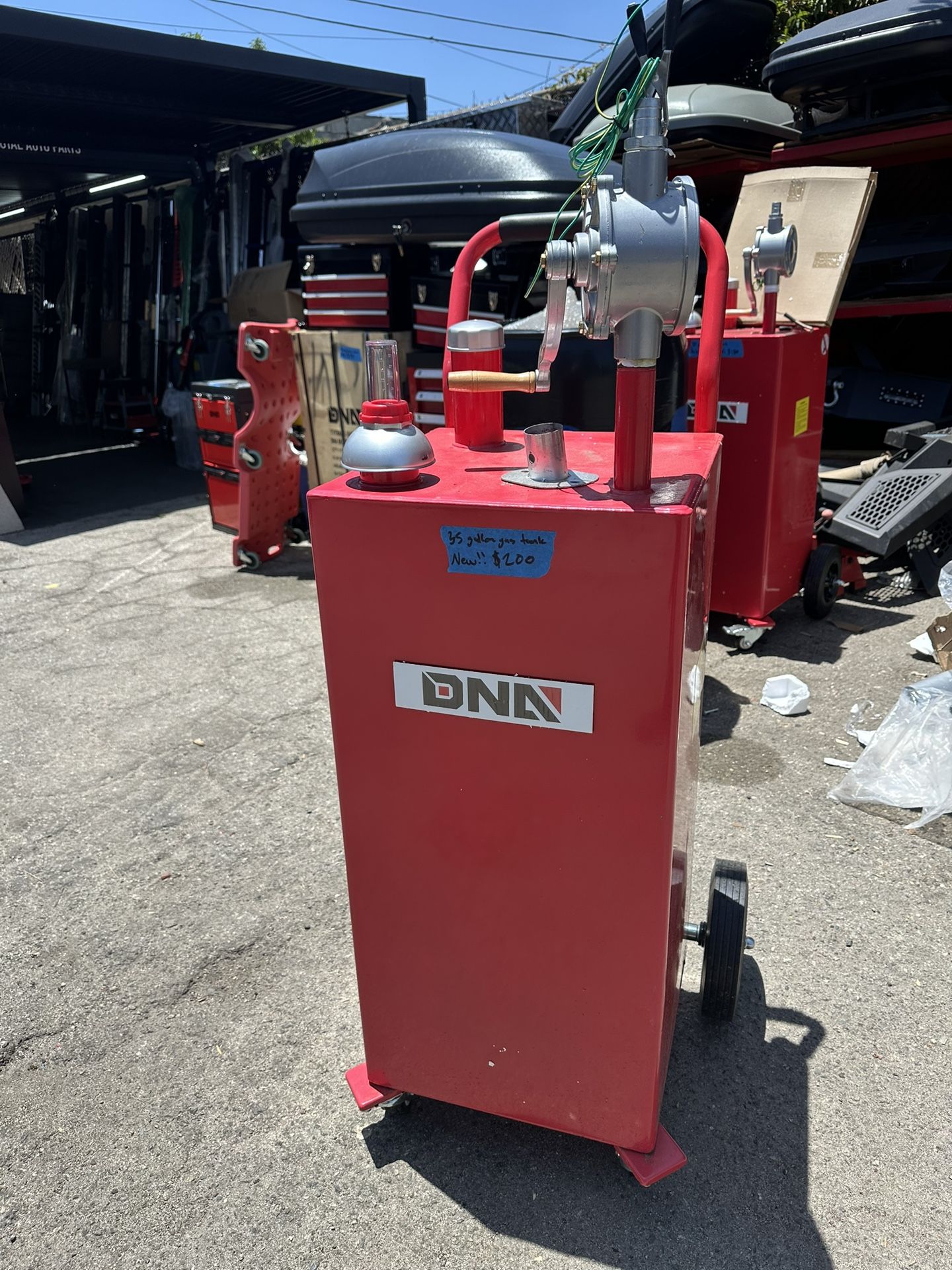 35 Gallon Gas Tank With Wheels And Lock Wheels