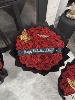 Ramo Buchon, Eternal Flowers, Forever roses, rosas eternas   These are eternal roses, son Rosa’s eternas  Ramo buchon#ramo #ramobuchon #flores #flores