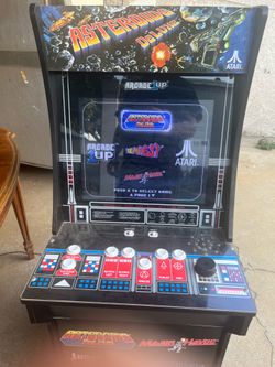 Asteroids Deluxe Arcade Game