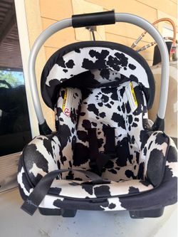 Cow Print Infanct Car seat
