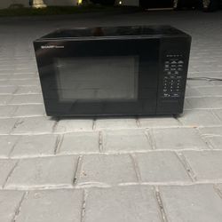 Sharp Carousel microwave