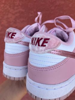 Nike pink velvet