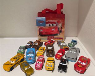 Disney Pixar Cars Dicast Vehicle Lot