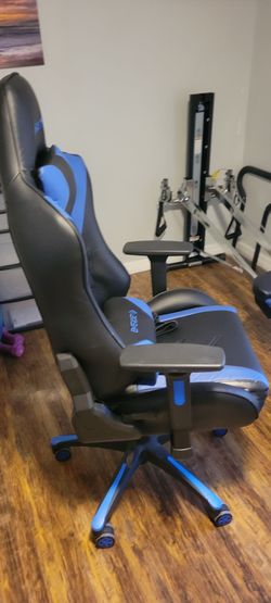 Emerge Vartan Gaming Chair, Ergonomic, Adjustable Height, Swivel, Blue