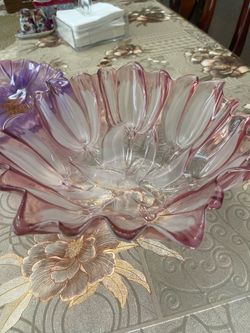 Pink Art Glass Flower Petal Bowl