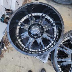 22 × 12. SOTA Offroad Wheels.