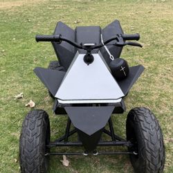 Like new cyberquad - Modded With 2 Batteries Goes 4 Times Longer!!!
