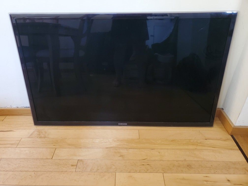 Samsung 55" HD Smart TV Wi-Fi Enabled