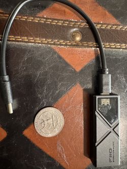 Portable DAC and Headphones Amplifier.