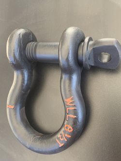 Shackle