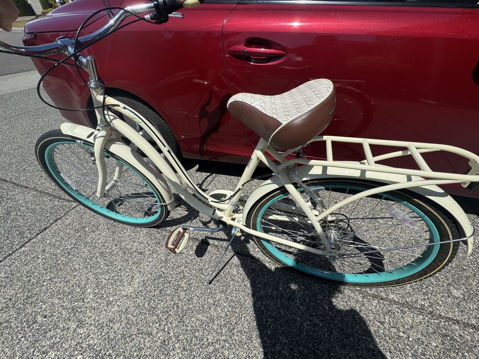 Schwin 26” Fairhaven Bike w/ Helmet