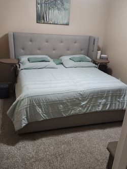 Sleep Number King Size adjustable bed i8