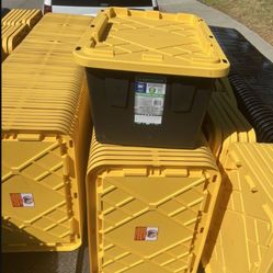 27 Gallons Storage Containers 11$ Each