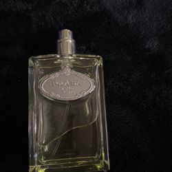 Prada Iris Perfume 