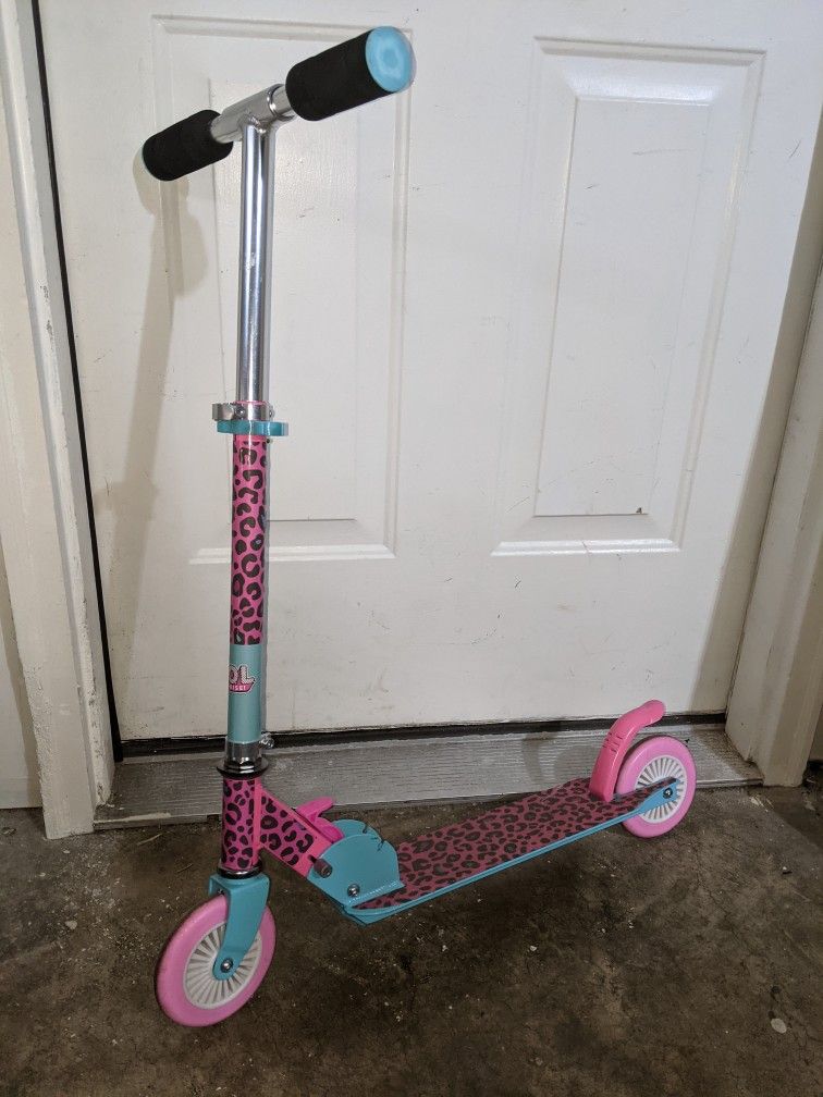 LOL Surprise Girl Pink Scooter