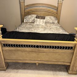 Queen Bed Set