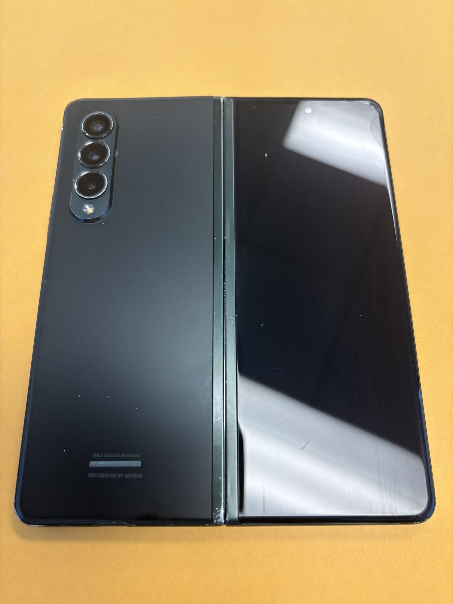 Unlocked Galaxy Fold 3 / Like New. Works Perfect