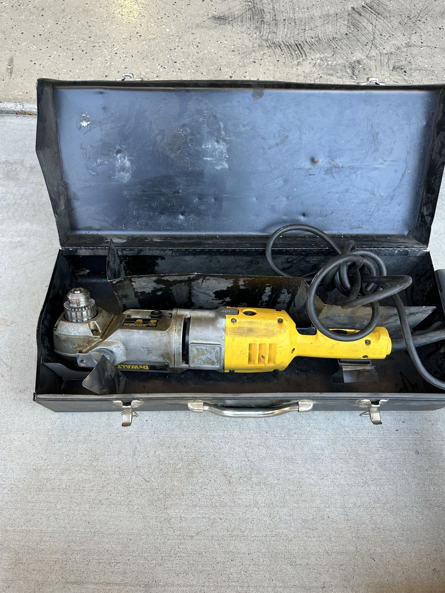 Dw124 right angle drill sale