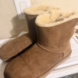 Boots UGG