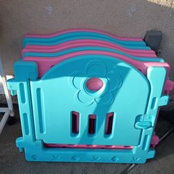 Baby Play Gate