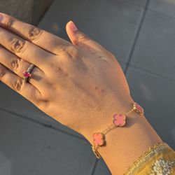 Beautiful Four Clover Bracelet 18k gold Plated Stainless Steel 