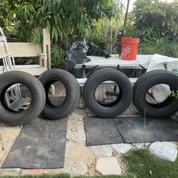 Set De Llantas 255 70R 16 