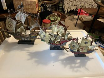 Wooden Santa Maria, Nina & Pinta Model Ship Set