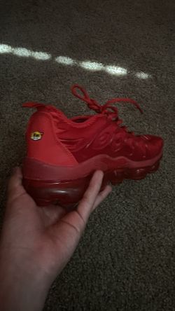 Vapor Air Maxes Color, Red Size 7 In Men