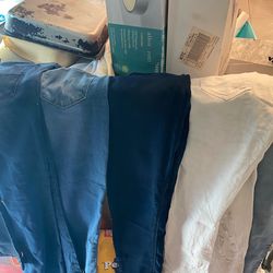 Women’s jeans lot 10-12