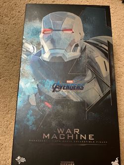 Hot toys 1/6 Batman returns Ant-Man Chewbacca war machine colossus