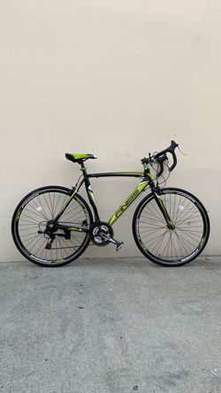 FINISS ROAD BIKE