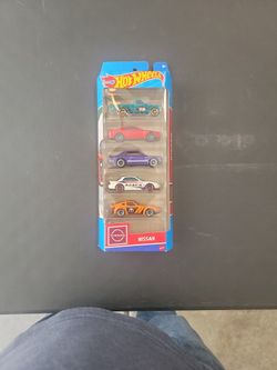 Hot Wheels Nissan 5 Pack
