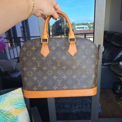 Authentic LOUIS VUITTON Alma 