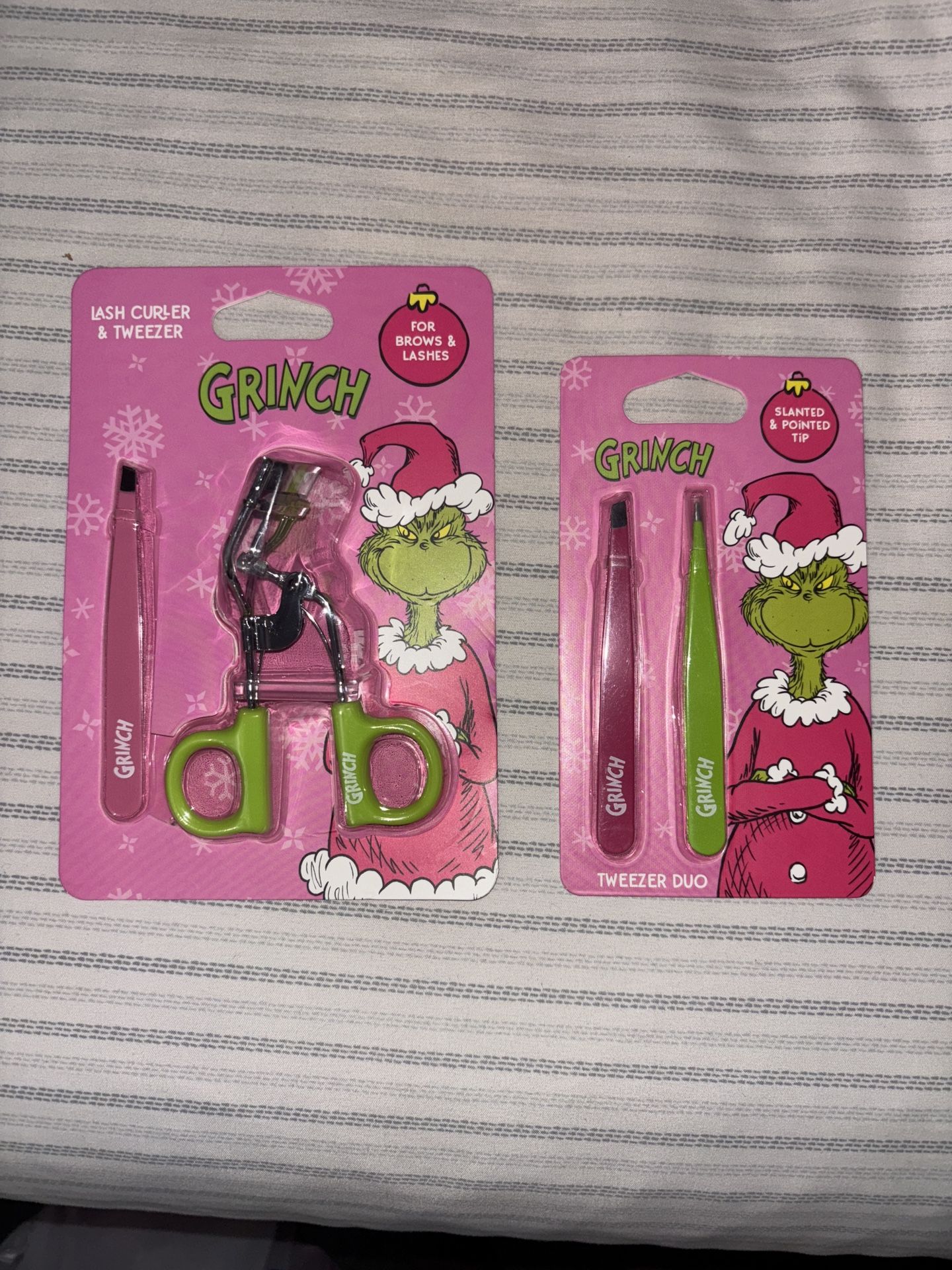 Grinch Lash And Tweezer Set 