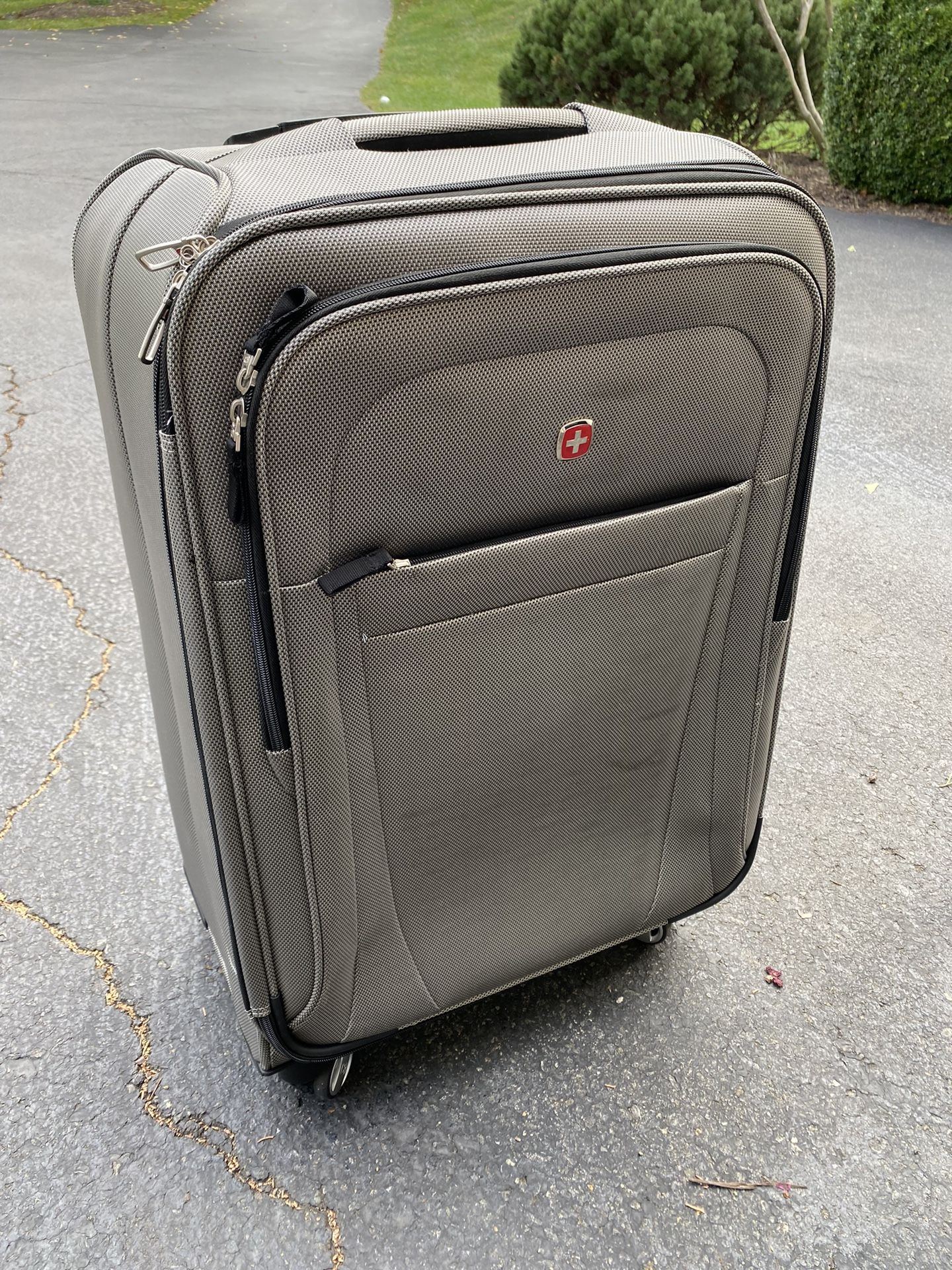 Luggage - Swiss Gear 