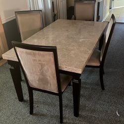 Dinning Room Table & Chairs