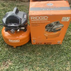 RIDGID 6 Gal. Portable Electric Pancake Air Compressor