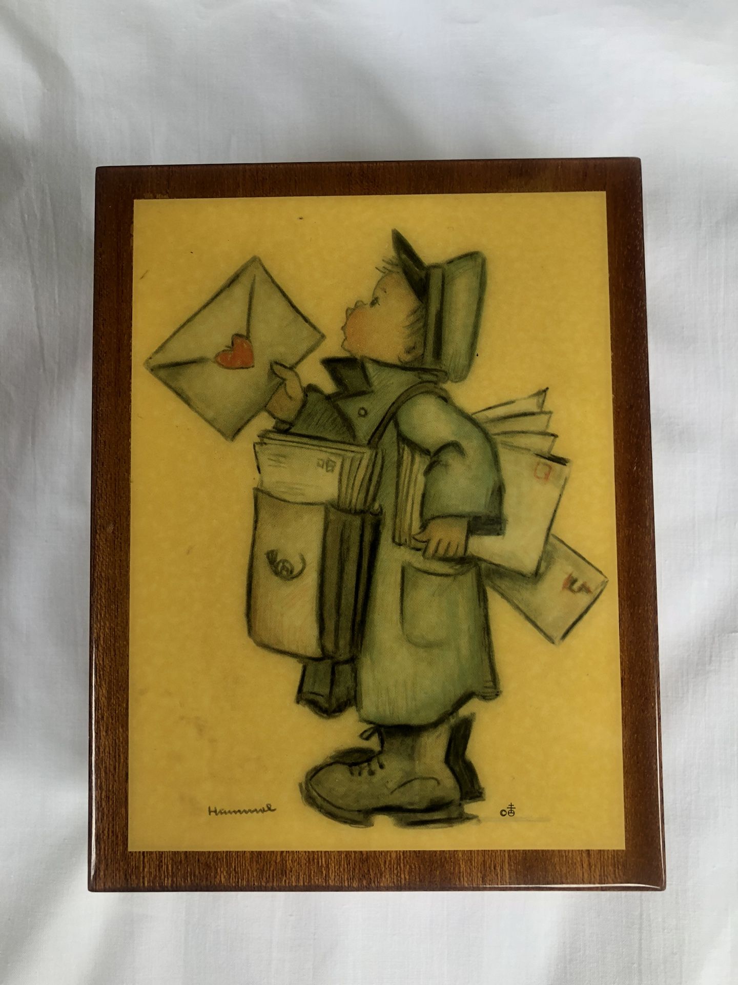 Hummel Music Jewelry Wood Box
