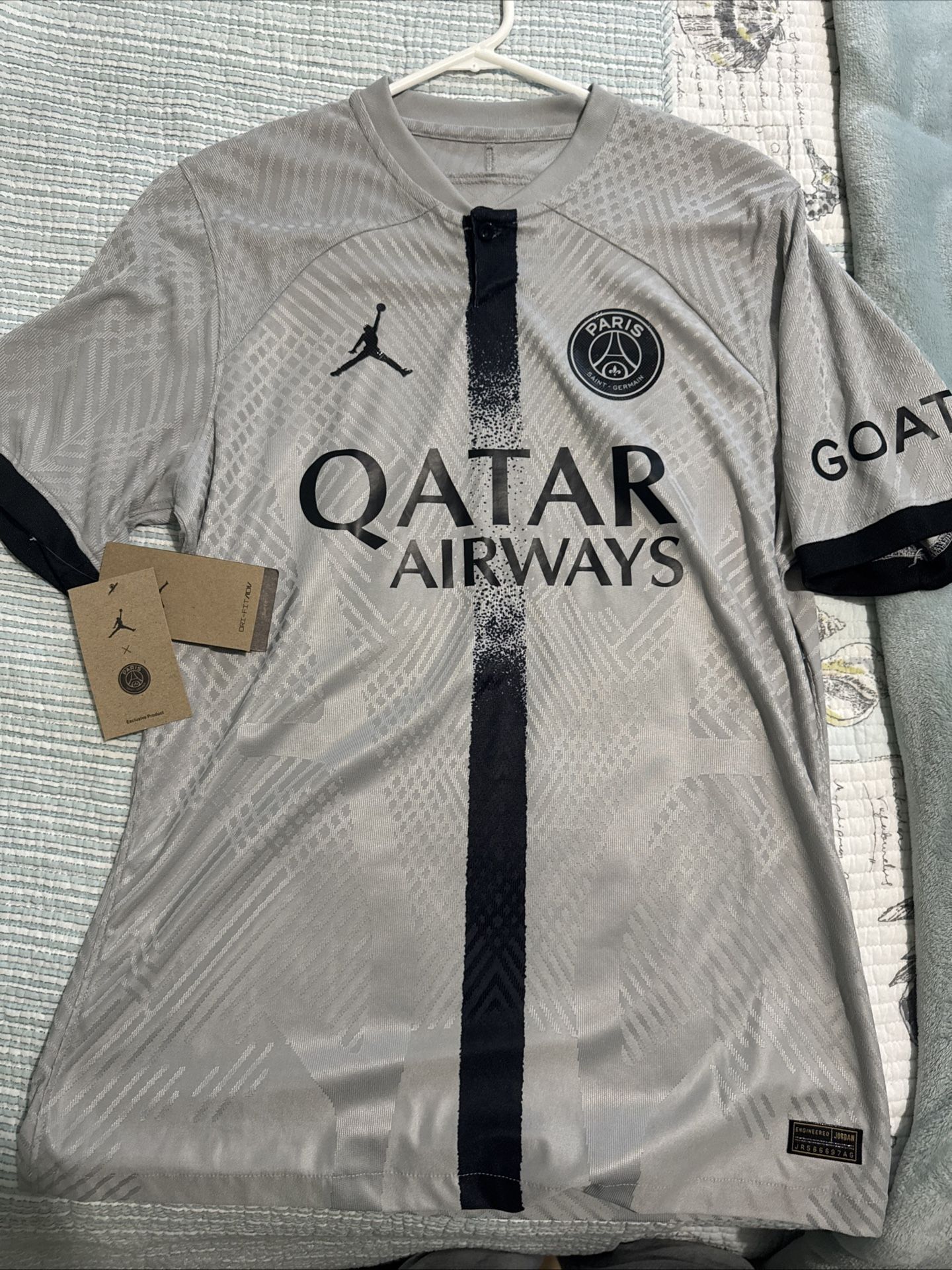 Kylian Mbappè PSG Jordan Jersey - RARE - Gray- Size Large, fits like a medium