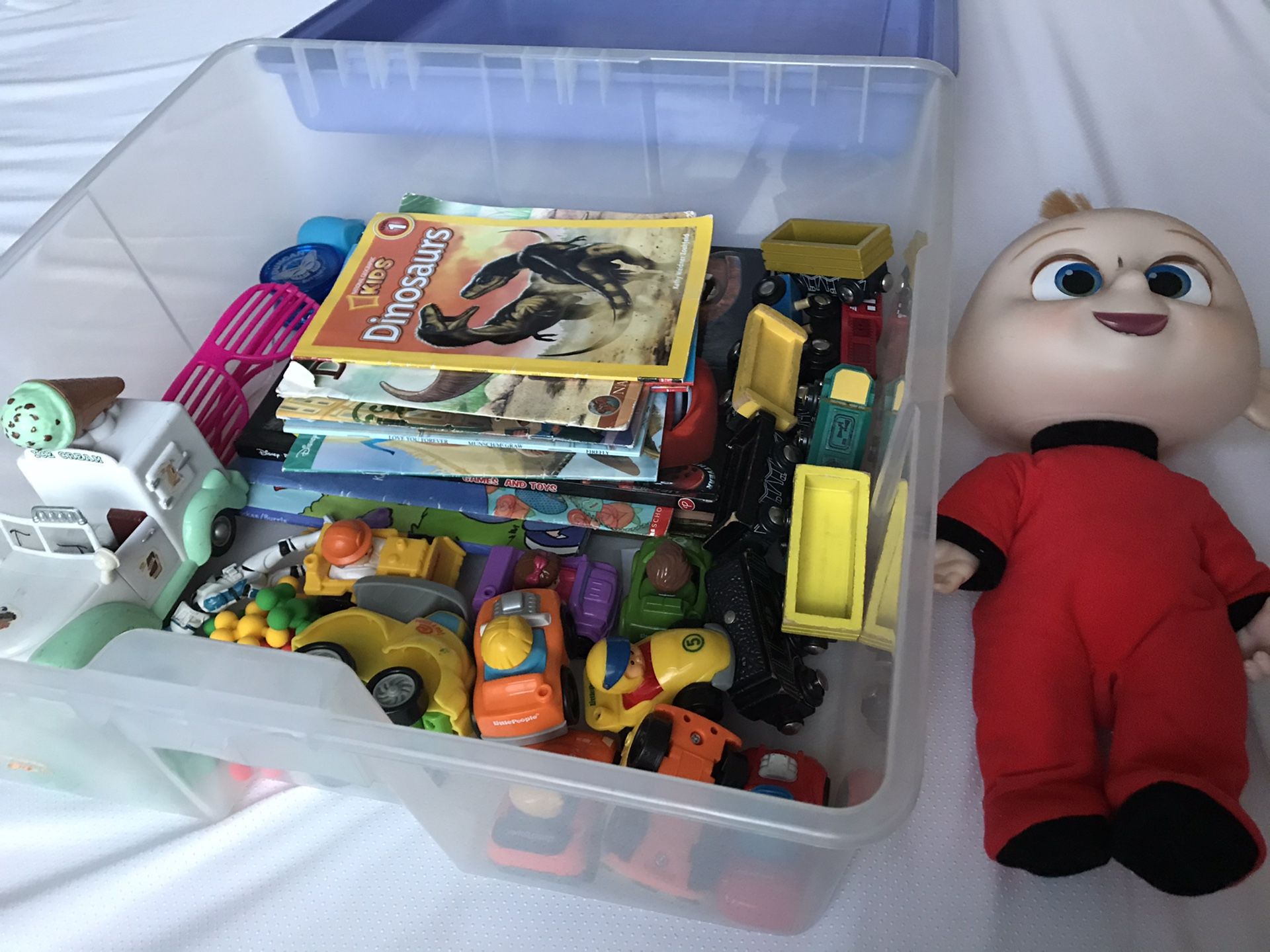 FREE Boys kids USED toys & books (have wear & year)