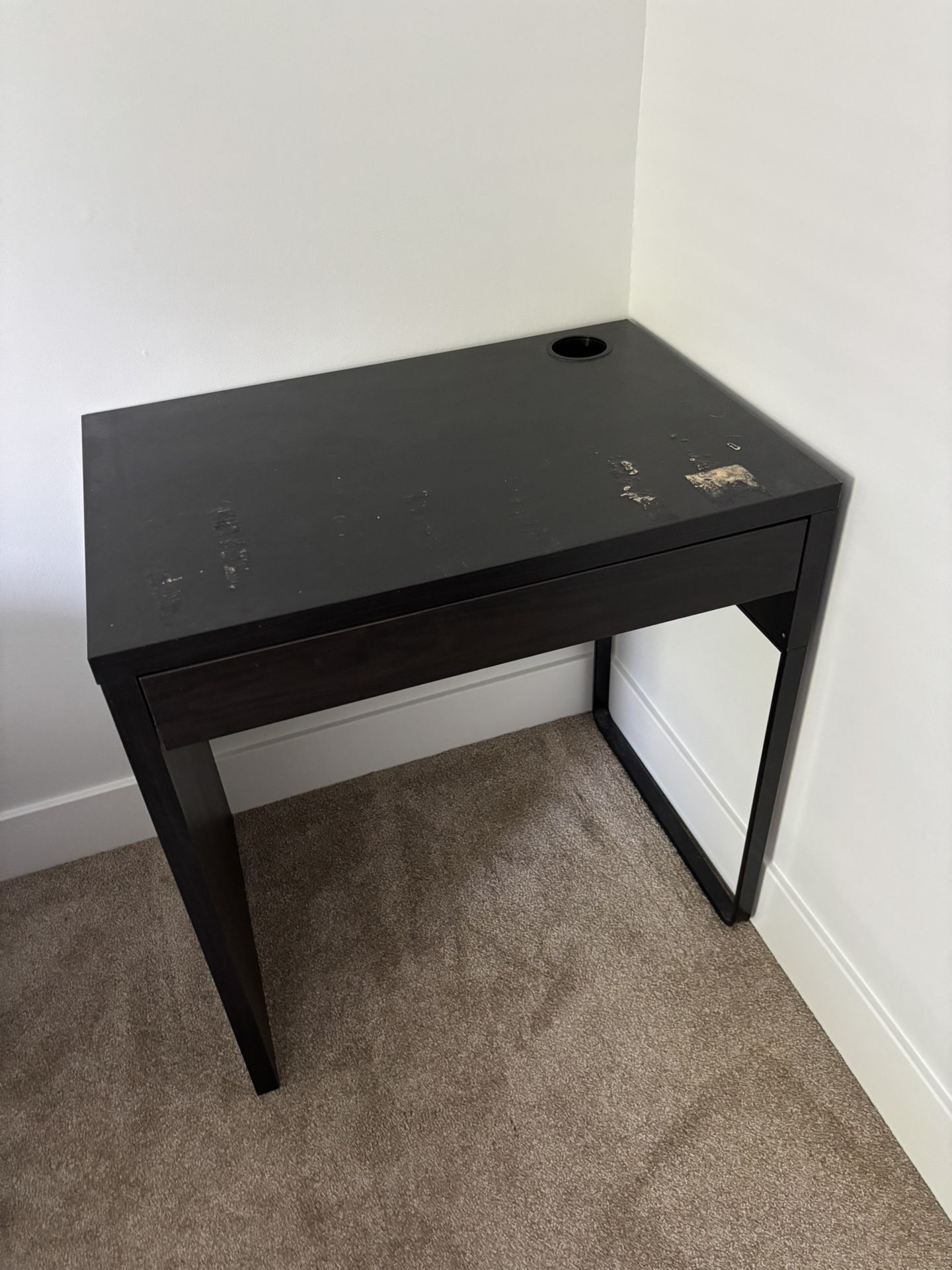 Room Desk 