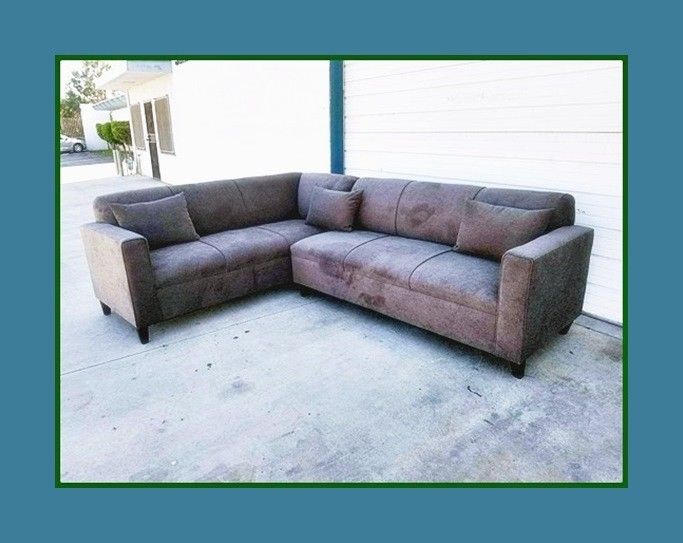 new 7x9 ft "Annapolis granite" sectional couches