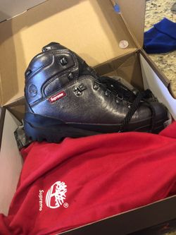 Supreme Timberland Boots BRAND NEW SIZE 9