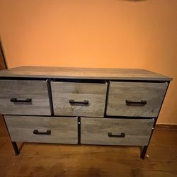 Modern 6-Drawer Dresser – Grey Wood Finish