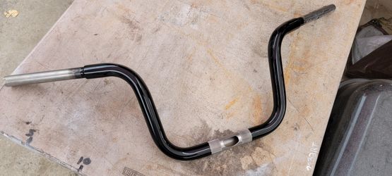 2022 STOCK HARLEY DAVIDSON ROAD KING SPECIAL HANDLE BARS 10" BLACK GLOSS